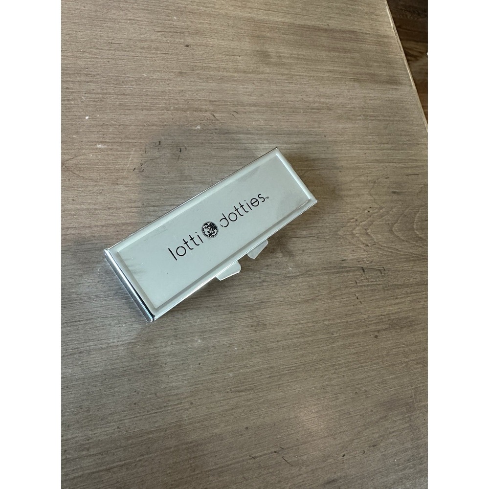 LOTTI DOTTIES METAL BOX AND KEY AND P CHARM‎ Collectible